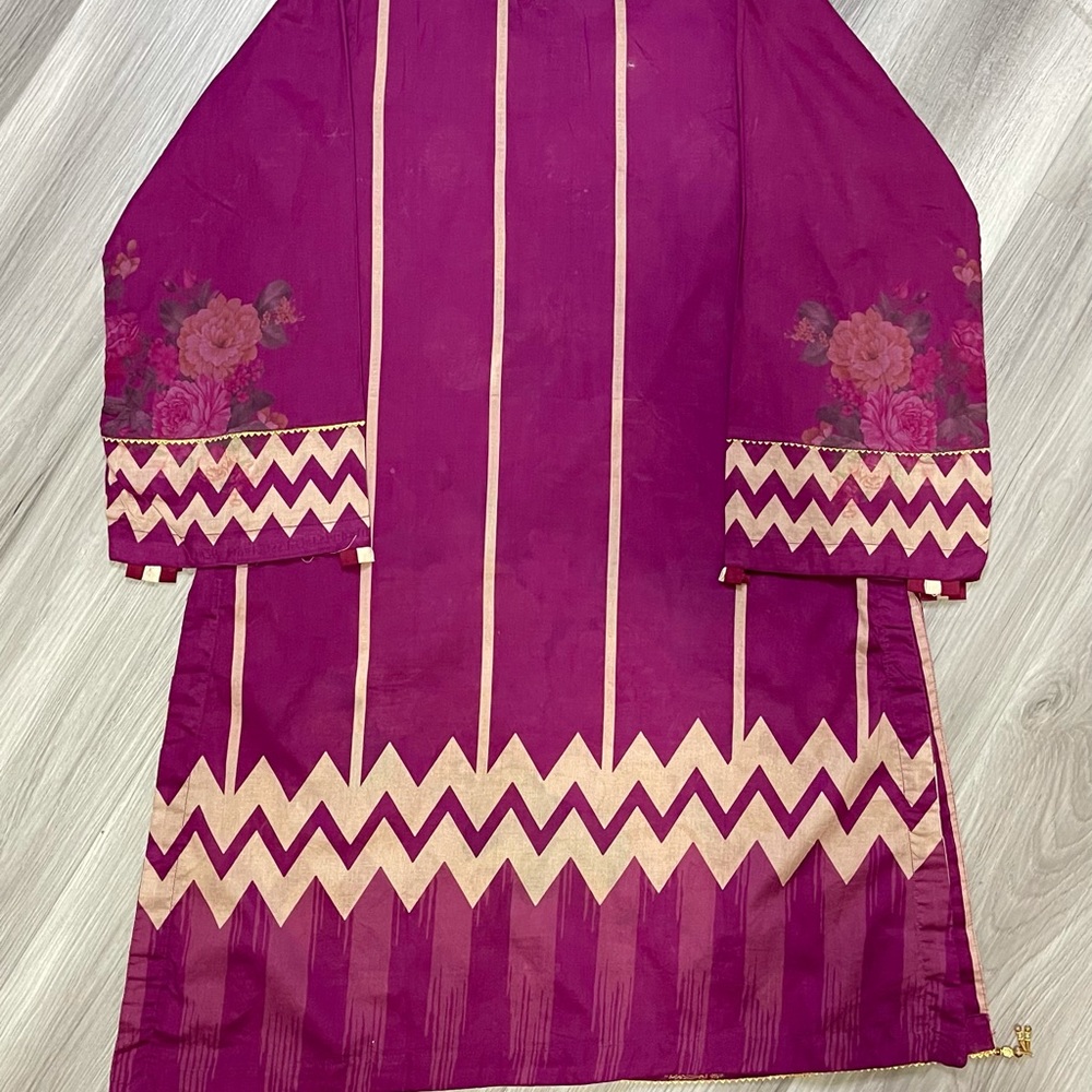 Pakistani dress - Picture 3 of 5